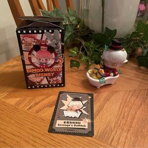 Dimoo World Disney Scrooges Bathtub Figurine
